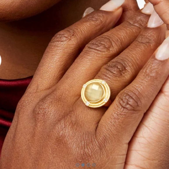 JULIE VOS® Gold Regal Quatrefoil Astor Ring Iridescent CHAMPAGNE - Picture 2 of 3